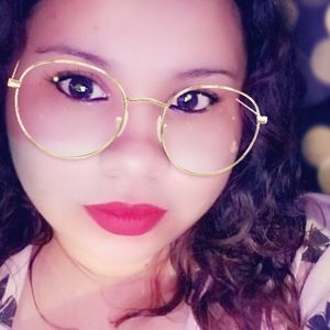 Meet your Posher, Mayra